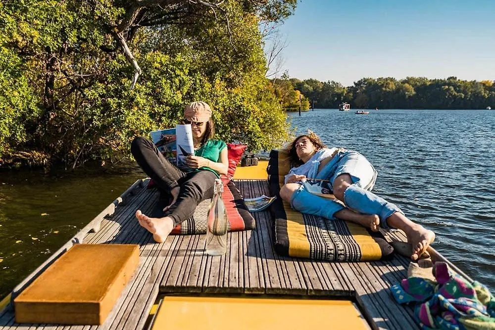 Hausboot Tour Mit Der Wasserkutsche - Fuehrerscheinfrei Berlin 0*,